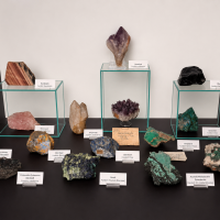 » Minerale und Gesteine «